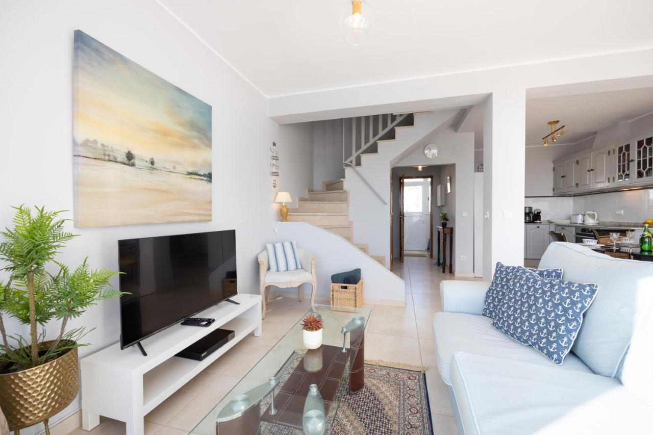 Bay View Townhouse Villa ซาเลมา ภายนอก รูปภาพ